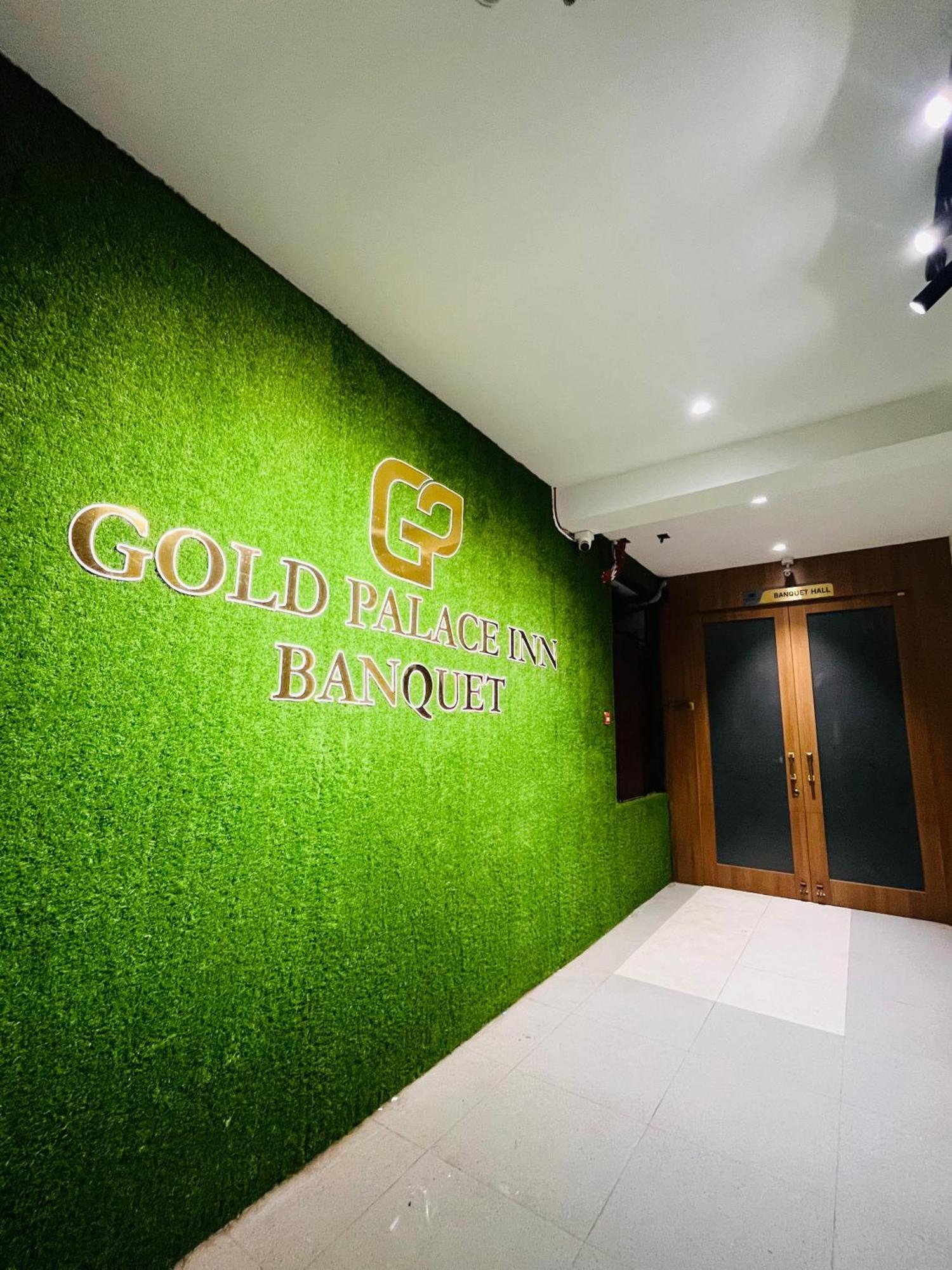 Hotel Gold Palace Inn Сурат Экстерьер фото